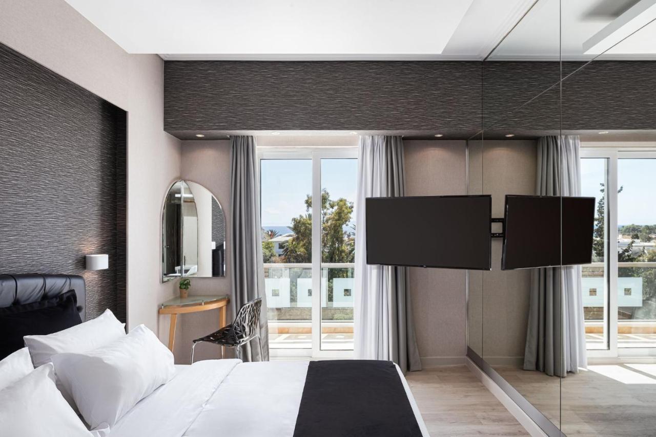 Kreoli Suites Glyfada Athens Exterior photo